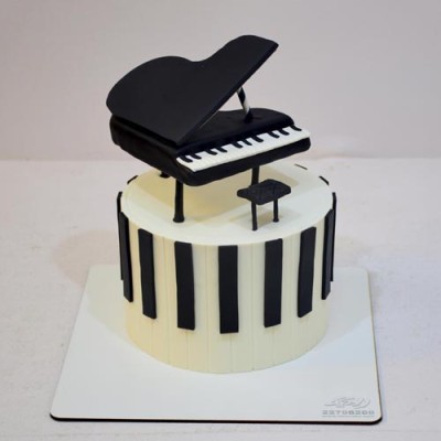 کیک پیانو