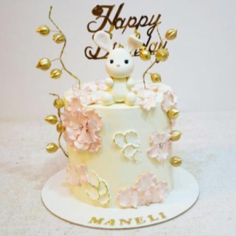 کیک دخترانه خرگوشی و شکوفه طلایی 
