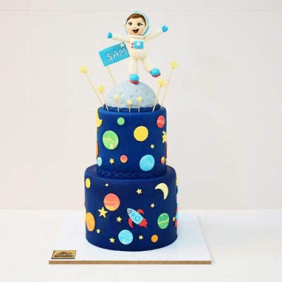 کیک فضانوردی پسرانه