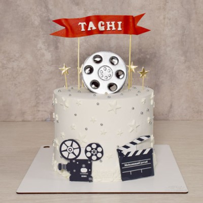 کیک تولد سینمایی 