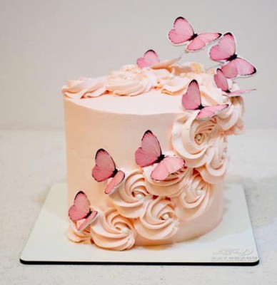 کیک دخترانه پروانه صورتی