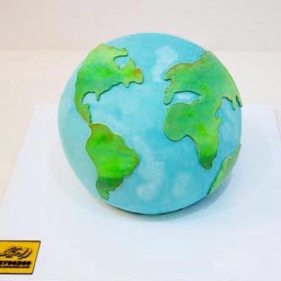کیک کره زمین