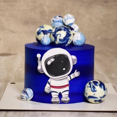 کیک فضانوردی شکلاتی 