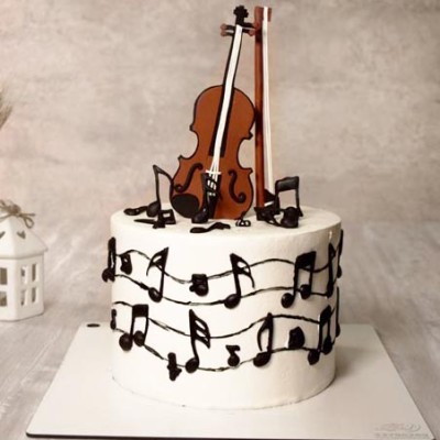 کیک موسیقی ویالون