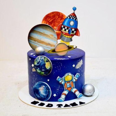 کیک فضانورد آبی