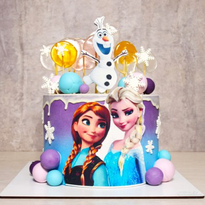 کیک السا و آنا آبی