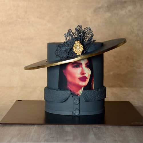 کیک زنانه کلاه انگلیسی