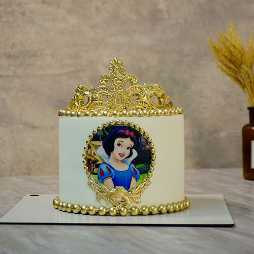 کیک سفید برفی تاج طلایی 