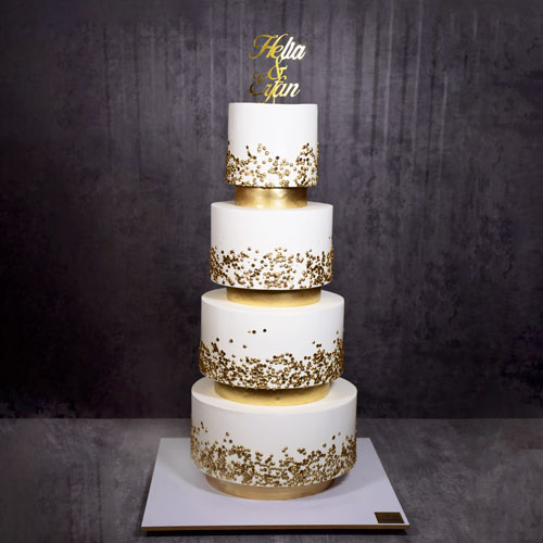 کیک نامزدی سفید طلایی