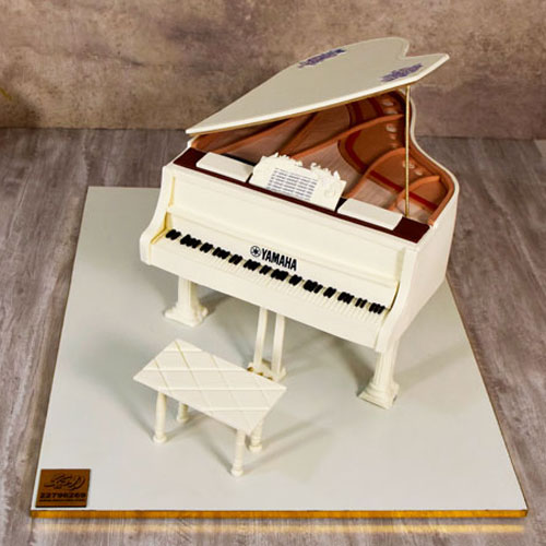 کیک موسیقی پیانو خاص 