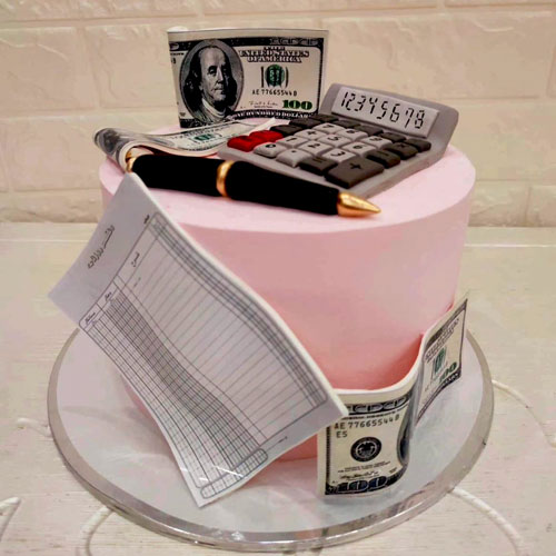 کیک روز حسابدار خامه ای صورتی