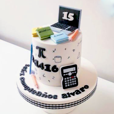 کیک روز حسابدار لپ تاپ