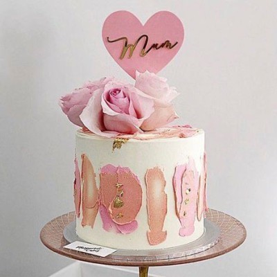 کیک روز مادر گل رز صورتی