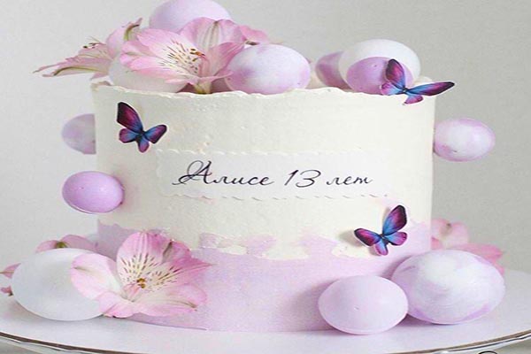 آرد مورد استفاده در کیک تولد